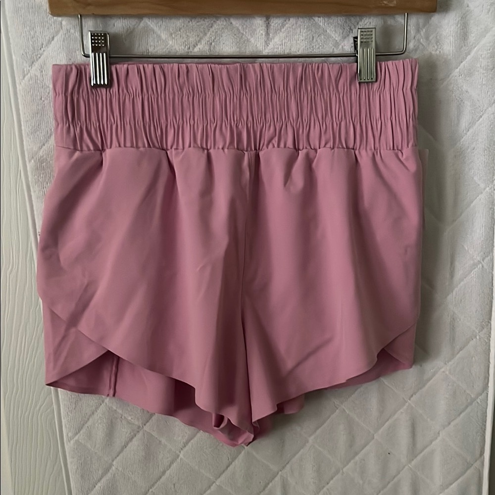 NWT women’s Spanx Booty Boost Pink High Waist Shorts